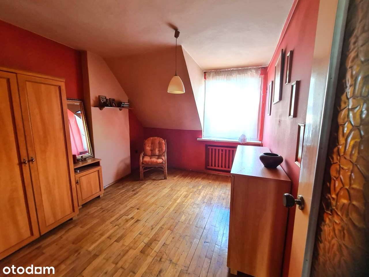 dom w zabudowie szeregowej na osiedlu domków blisko terenów zielonych-4