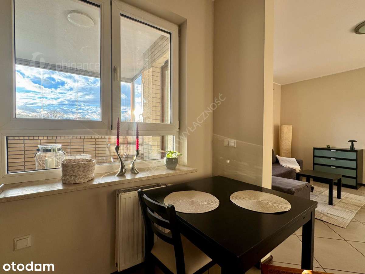 38m2, kawalerka, miejsce postojowe w hali-5