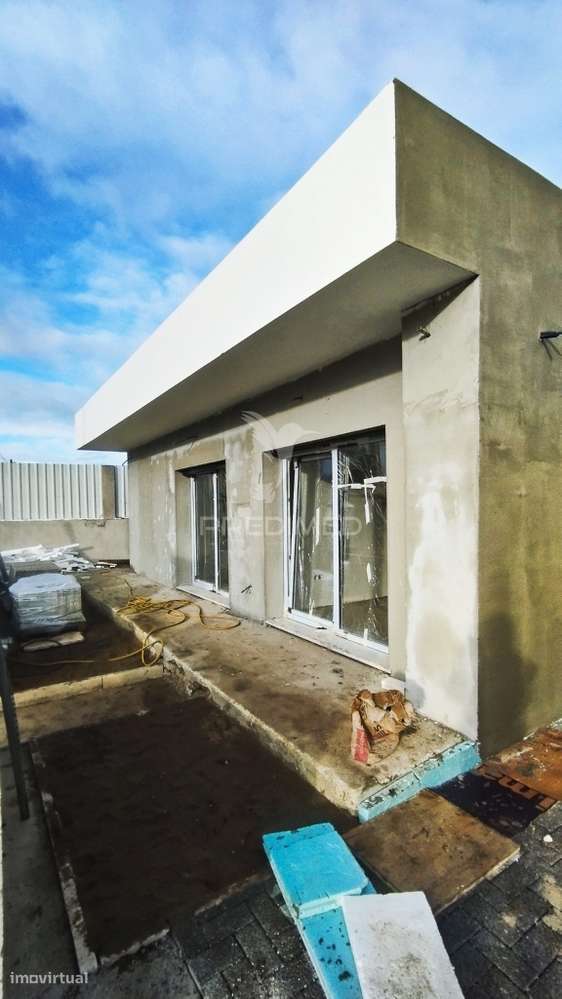 Piscina: 5 X 2,70m, Suíte c/ Closet, Garagem, - Grande imagem: 2/20