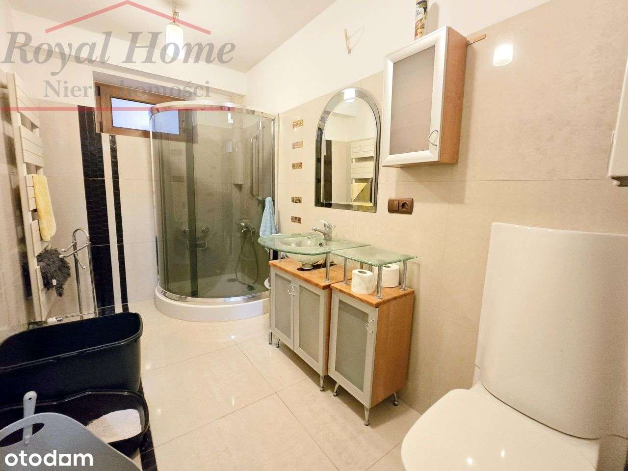 Przestronny, wolnostojacy dom blisko Centrum.-12