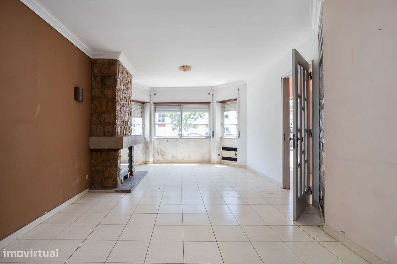 MONTIJO HOUSE - Moradia T5 - para remodelação - Grande imagem: 4/37