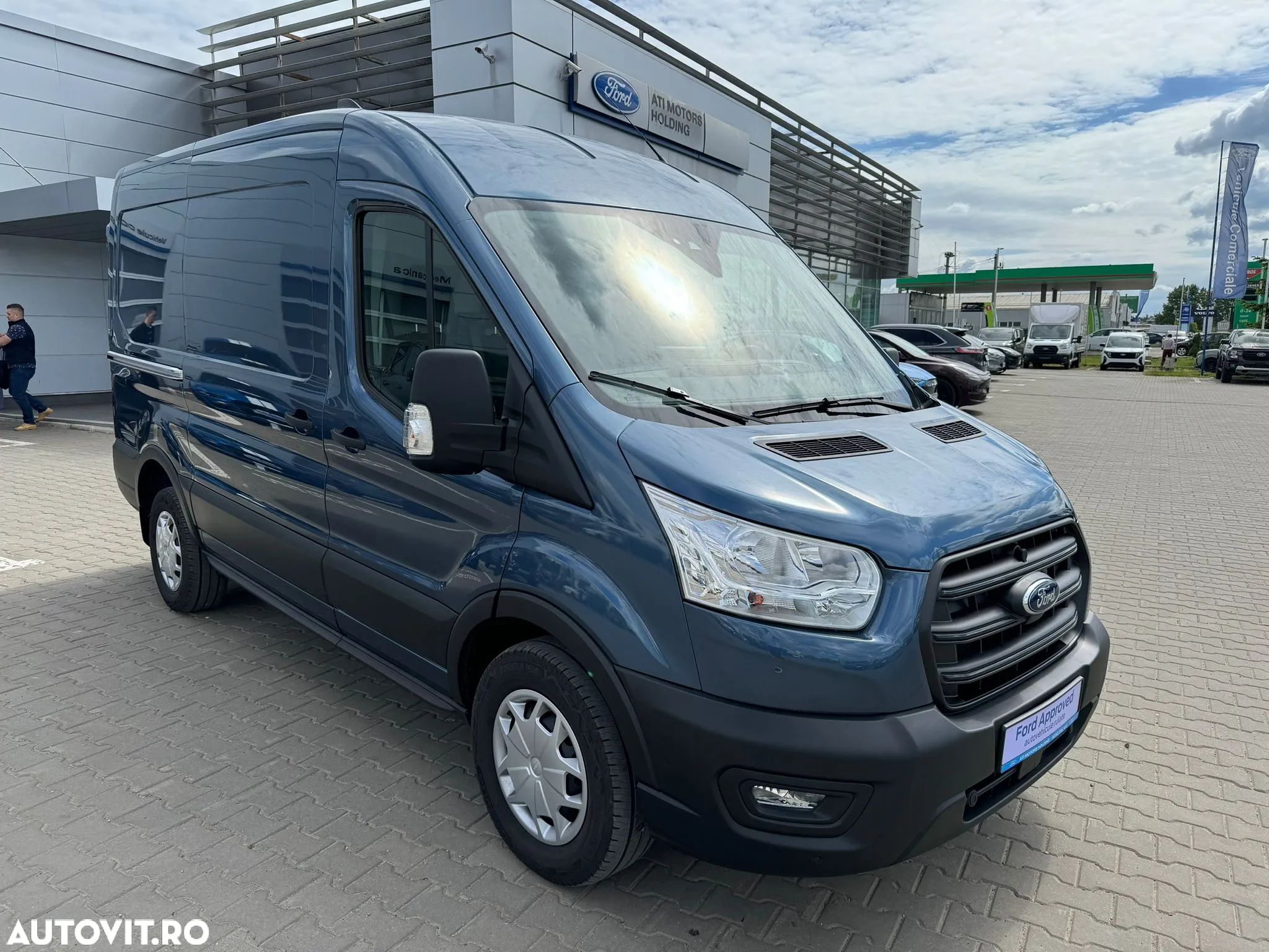 Ford Transit - 1