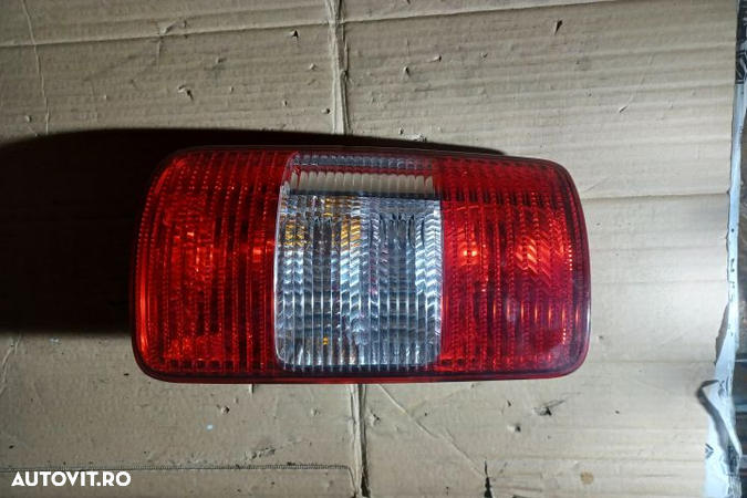 Lampa stop stanga pe aripa Volkswagen VW Caddy 3  [din 2004 pana  2010] seria Minivan 4-usi 1.9 TDI - 2