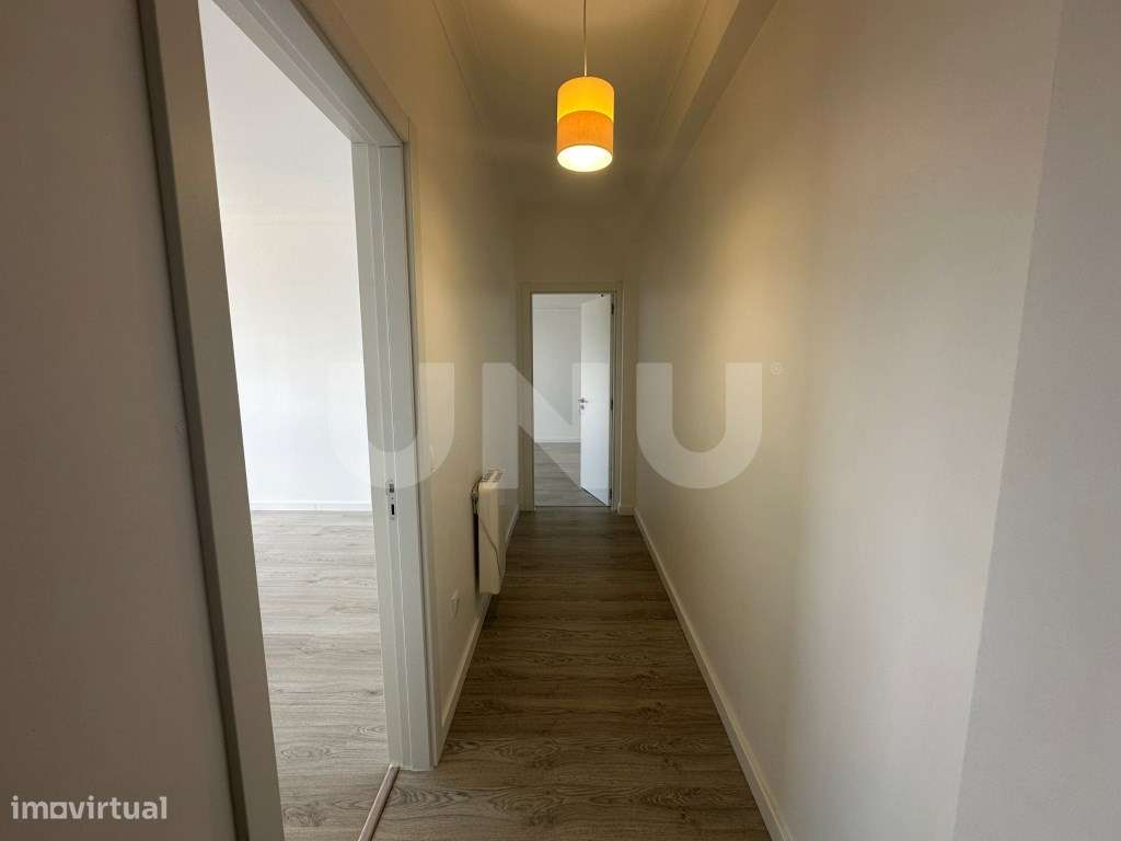 Apartamento T3 Remodelado-18