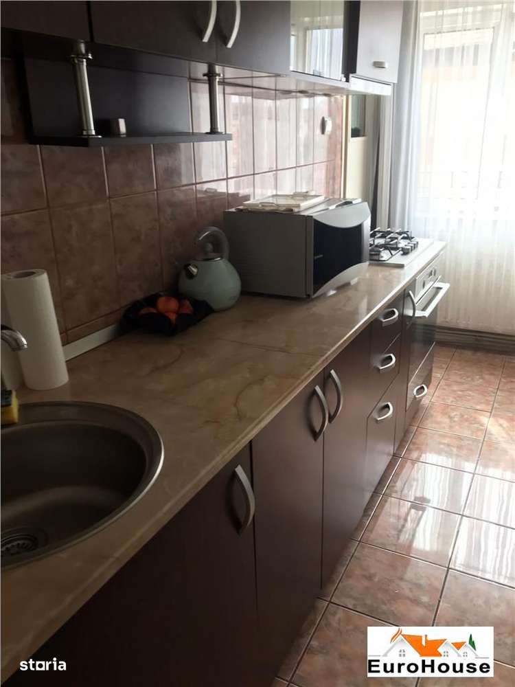Apartament cu 3 camere de inchiriat in Alba Iulia - Imagine principală: 5/5