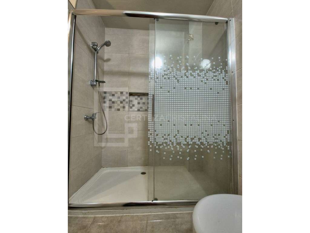 Apartamento T1 Mobilado no Centro de Setúbal-8