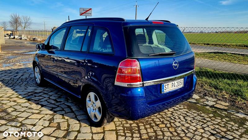 Opel Zafira 1.8 Design Edition - 4