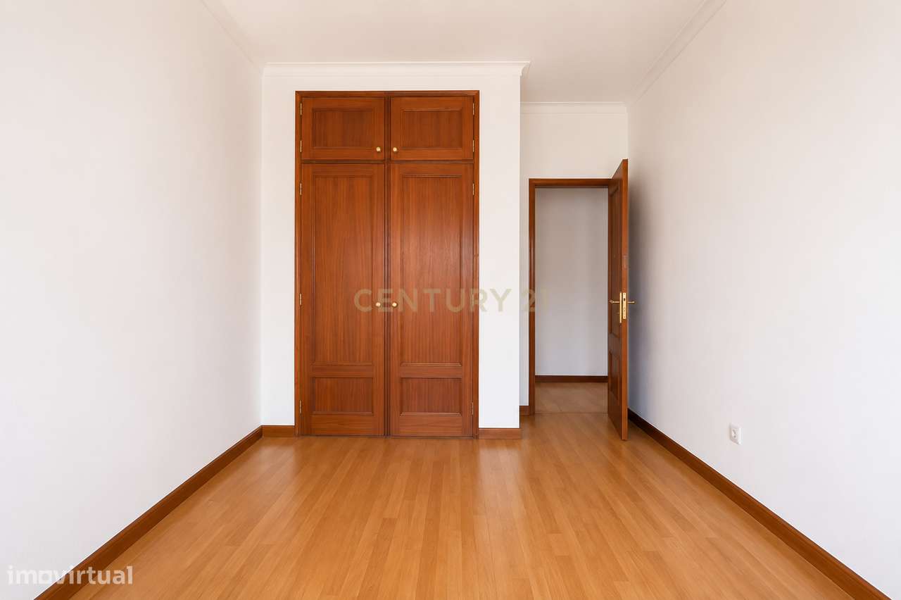 T5 ou T2+3 Duplex: Habitação Própria ou Investimento-7