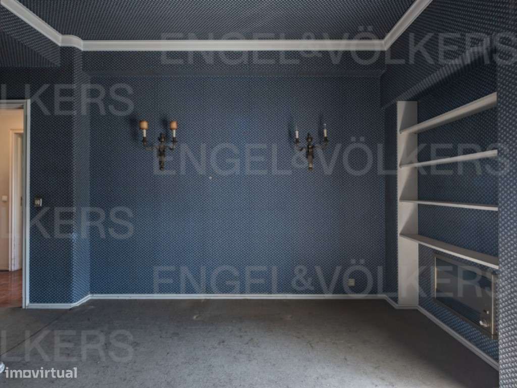 Apartamento com vista panorâmica em Alvalade-12