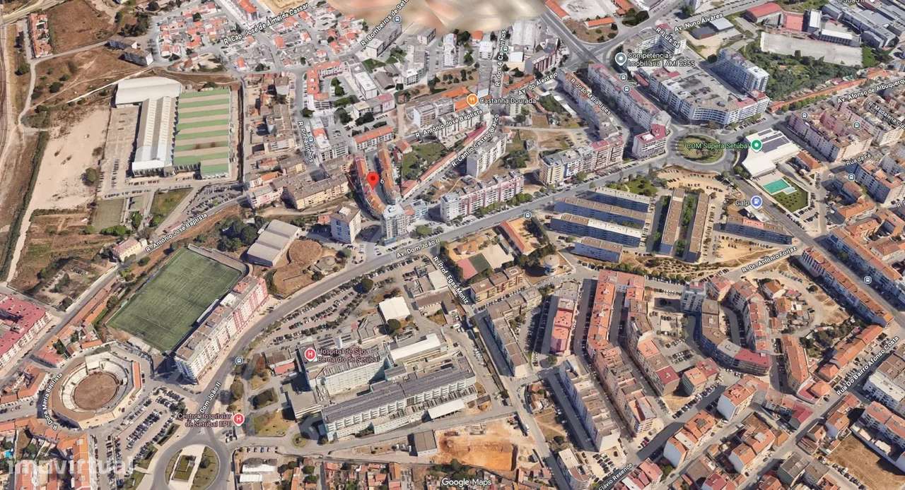 Apartamento T3 EM FASE DE RENOVAÇÃO TOTAL !!! - Grande imagem: 4/6