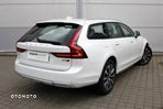 Volvo V90 Cross Country B5 D AWD Ultimate - 4