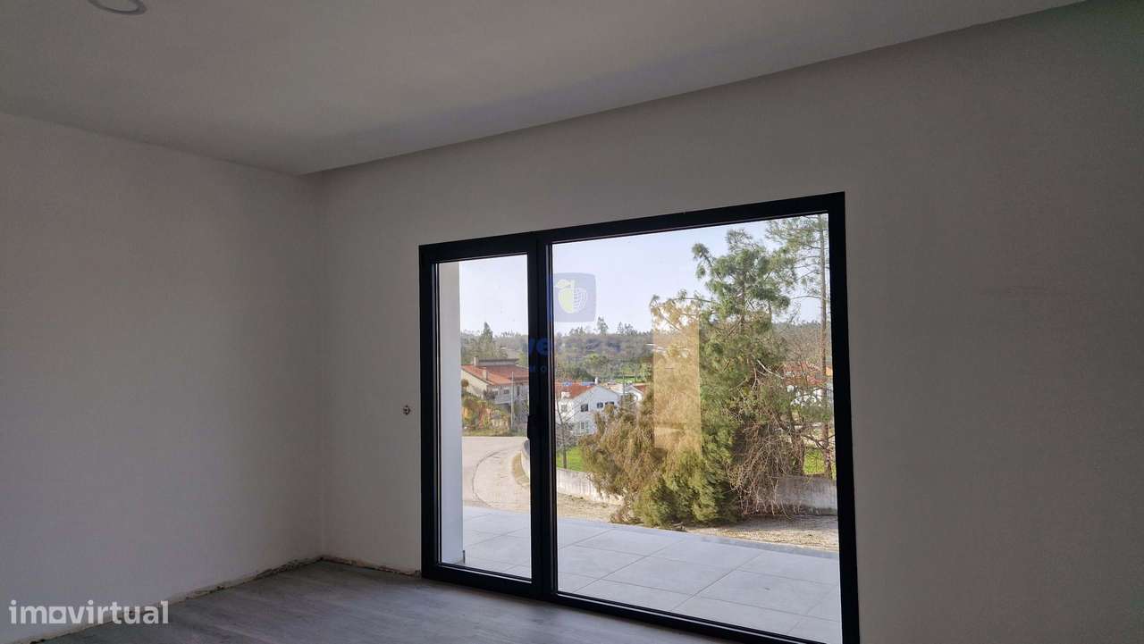 Moradia T4 isolada  em Construção em Ansião-17