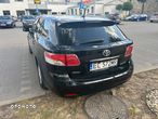 Toyota Avensis 1.8 Premium EU5 - 5