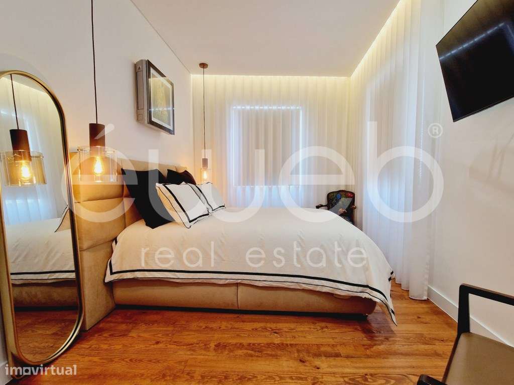 Penthouse T2 em plena Baixa de Setúbal-26