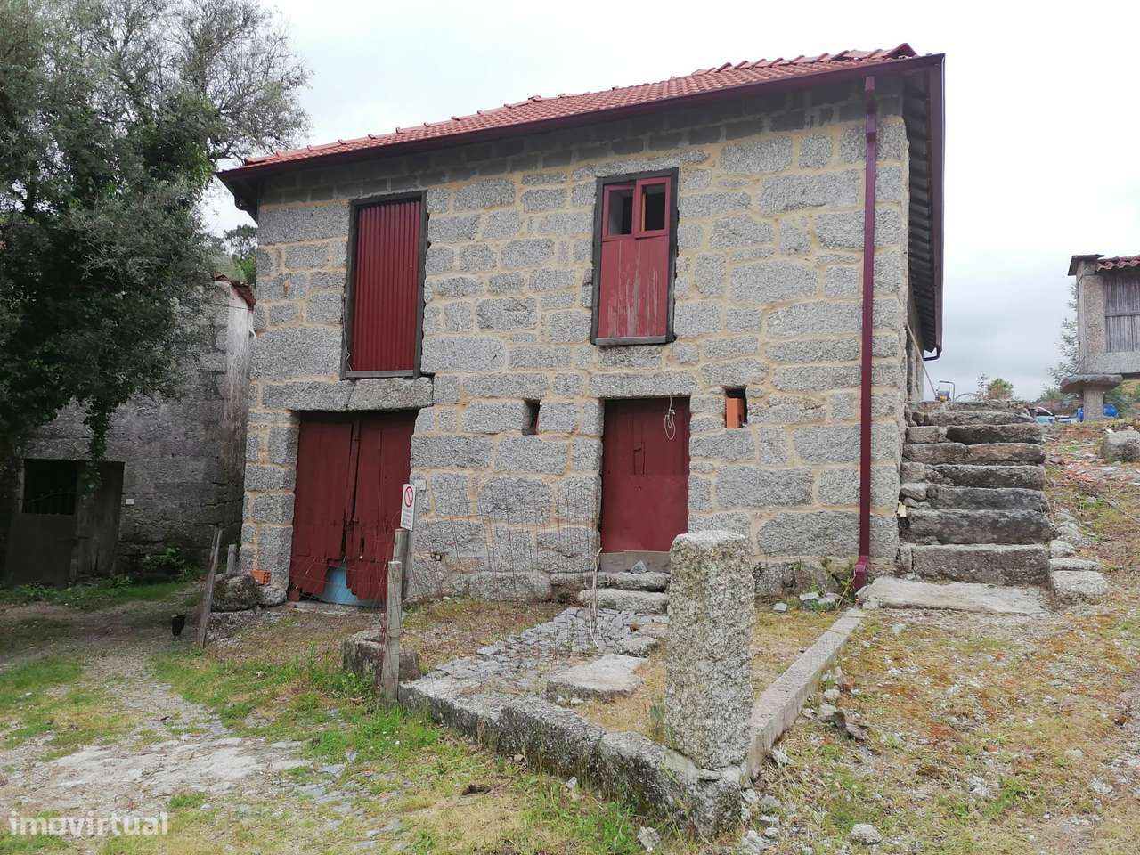 Casa Rústica T7 - Grande imagem: 2/33