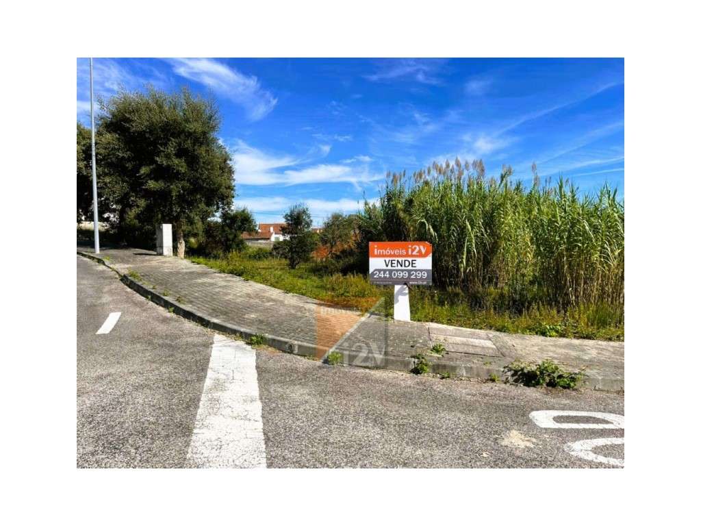 Terreno Barosa Leiria-1