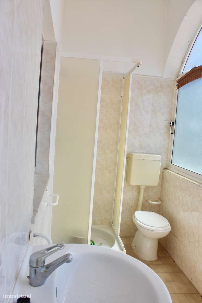 Moradia T5 com mais de 200m2 em Boliqueime-11