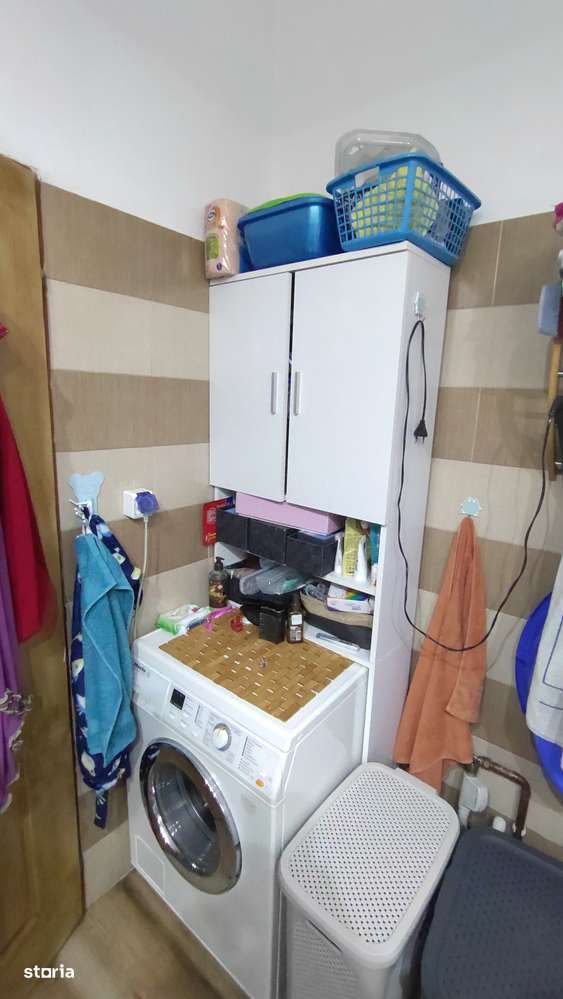 Vand apartament 3 camere in vila, cartierul Dambul Rotund-15