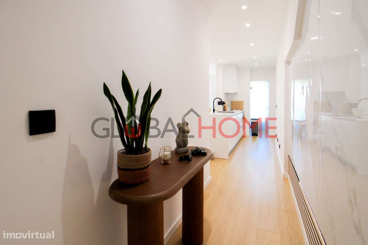 Apartamento T2+1 Renovado em Ermesinde-17