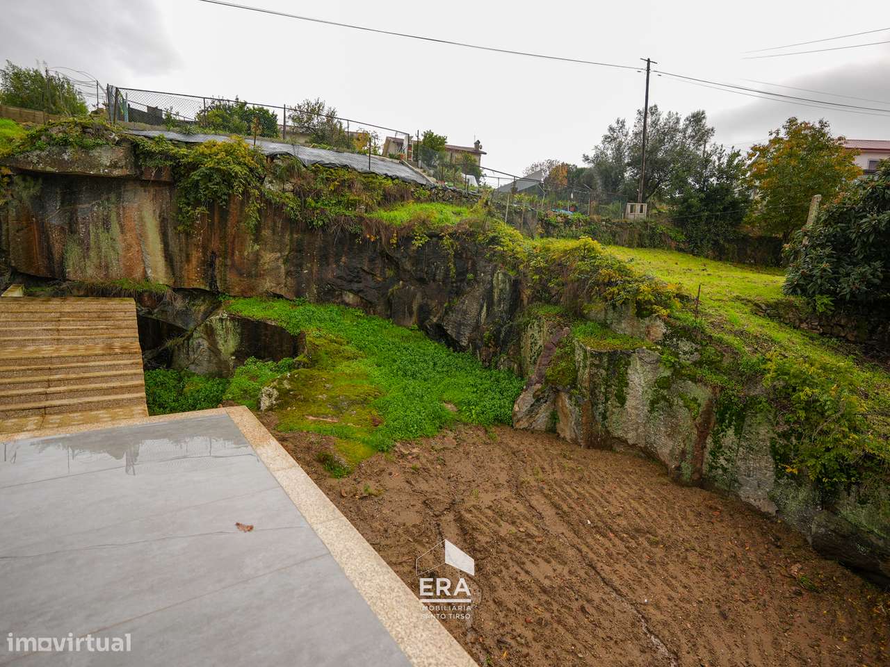 Moradia V3 com piscina em Roriz, Santo Tirso-34