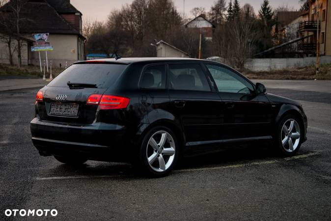 Audi A3 2.0 TDI Sportback DPF S tronic S line Sportpaket - 18