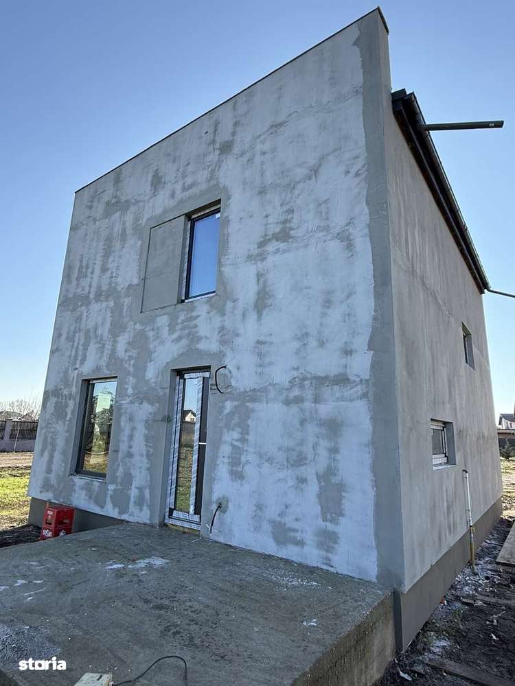 Casă de Vanzare - Imagine principală: 2/20