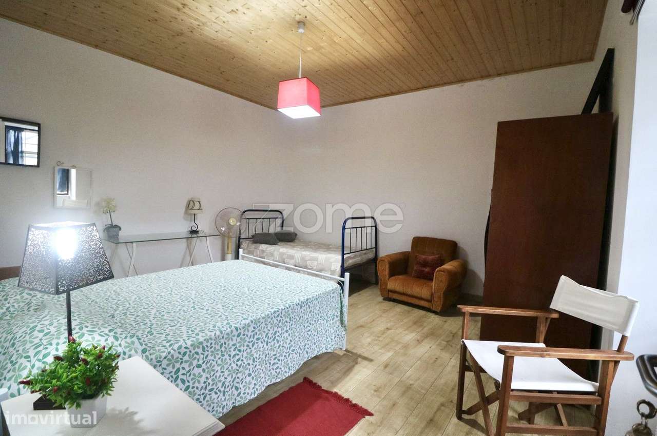 Moradia tradicional T5 na Ilha Pico - Grande imagem: 3/26