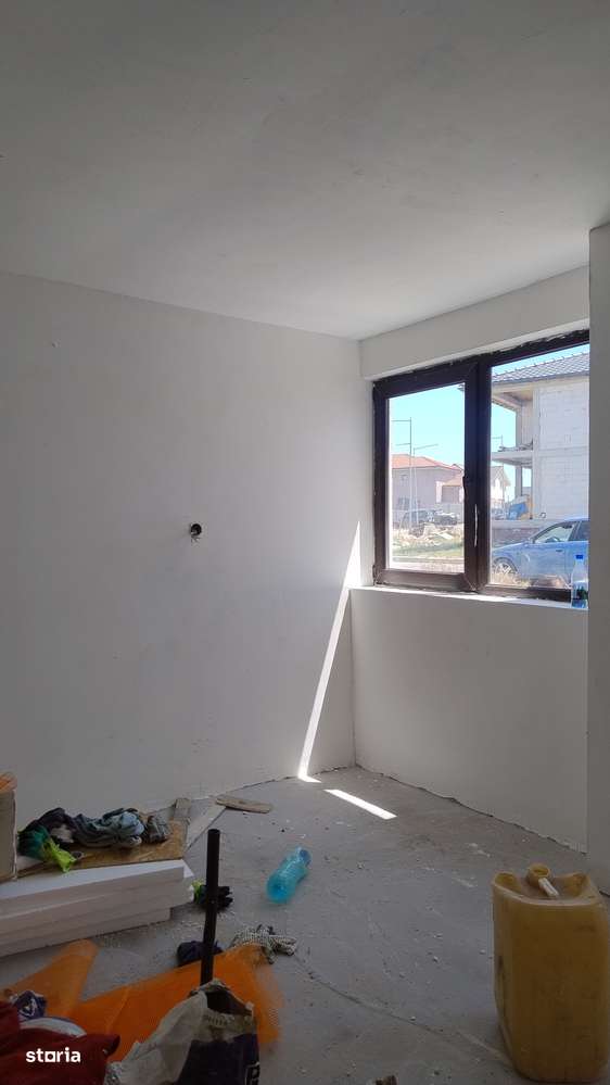 Casa cu mansardă in Valu lui Traian-7