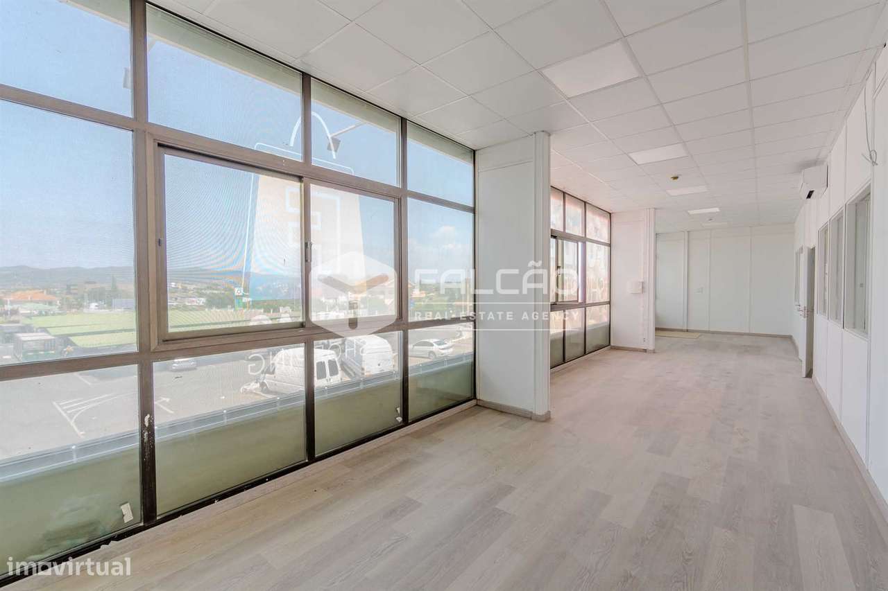 Escritório  Arrendamento em Fundão, Valverde, Donas, Aldeia de Joanes - Grande imagem: 2/24