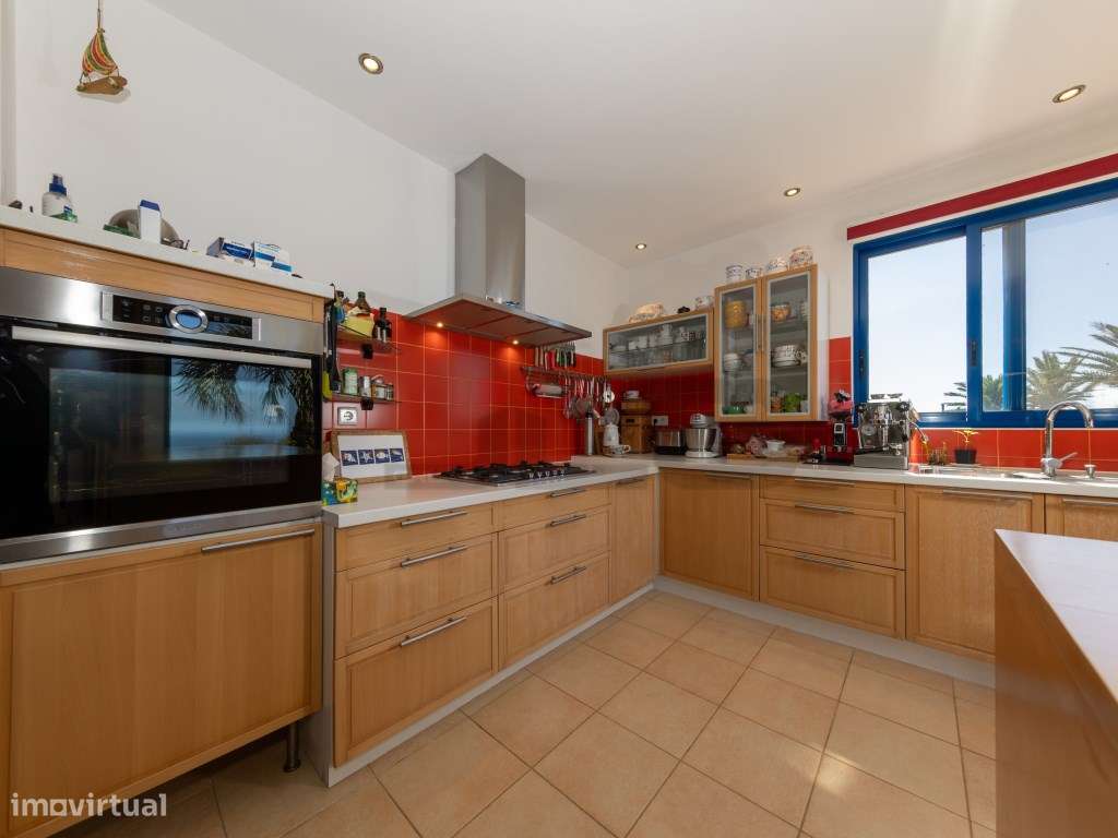 Refúgio Exclusivo com Vista Panorâmica Sobre o Atlântico - Costa Su...-24