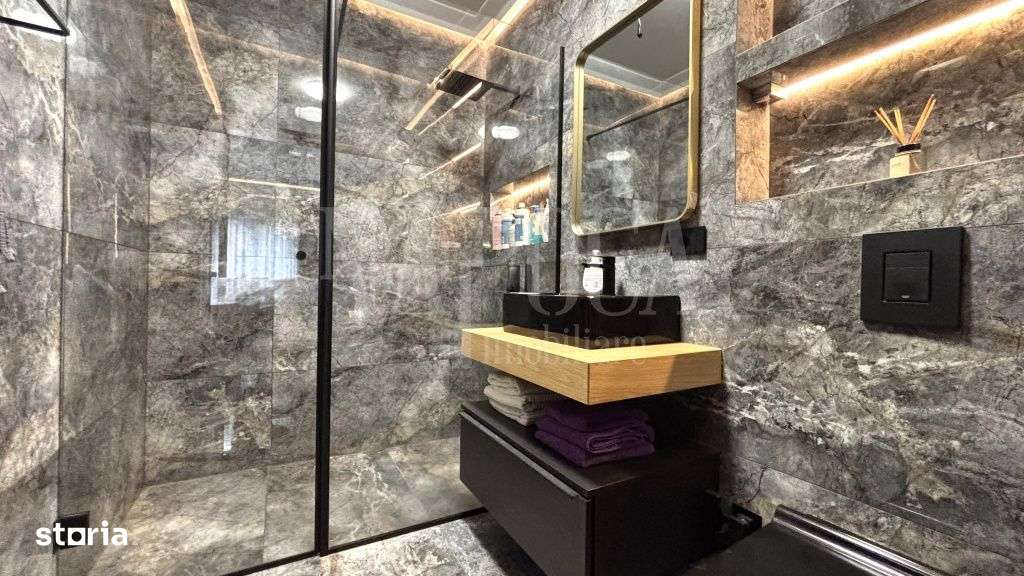 Casa 4 camere de vanzare in Floresti - Imagine principală: 4/11