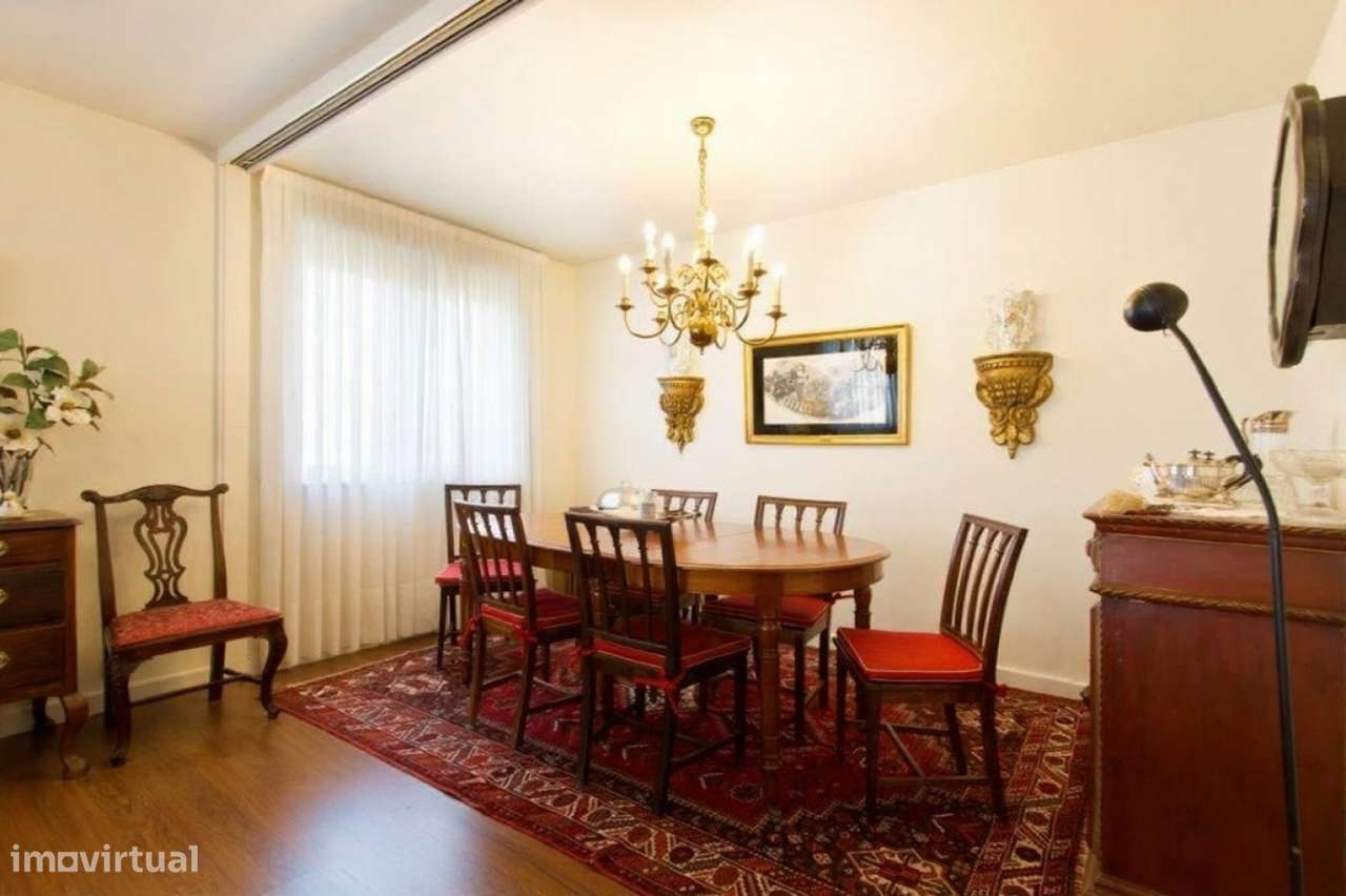 Apartamento T3 Remodelado - Alvalade - Grande imagem: 4/16