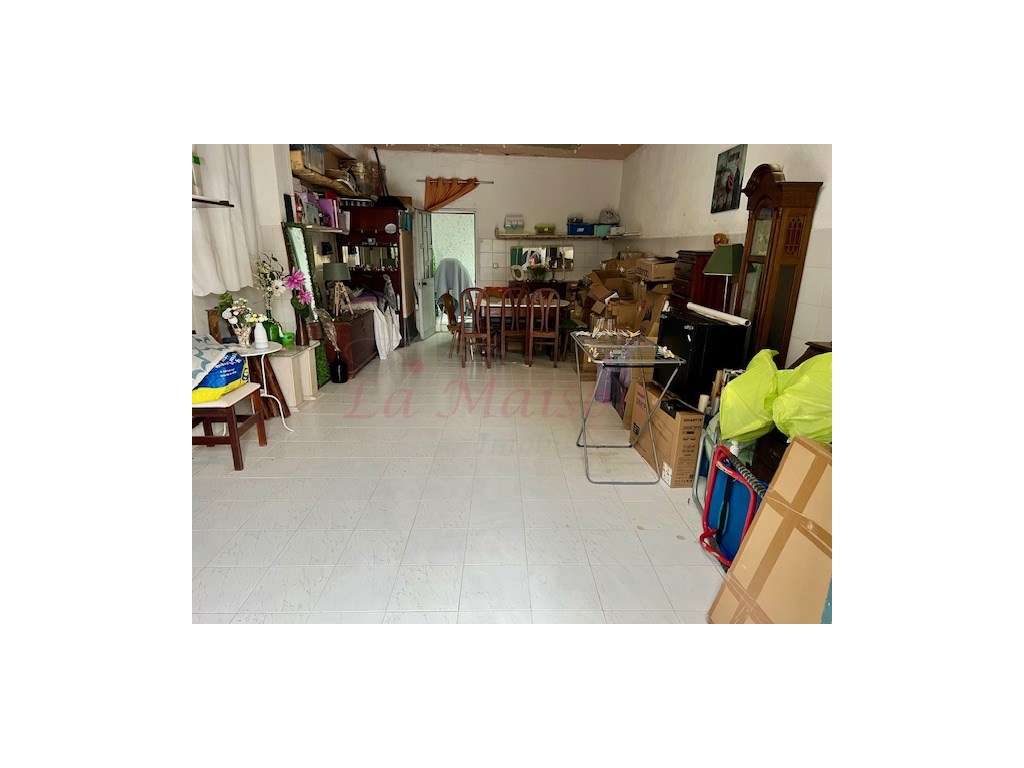 Moradia V5 Duplex em Famões-22