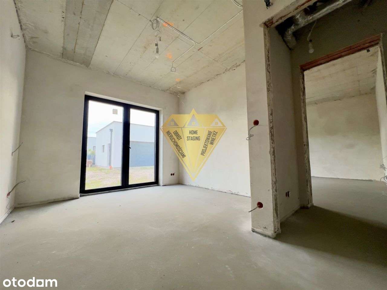 Dom przyszłości przy lesie - Smart, 4 garaże, styl-17