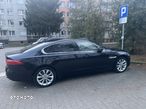 Jaguar XF 25t Prestige - 4