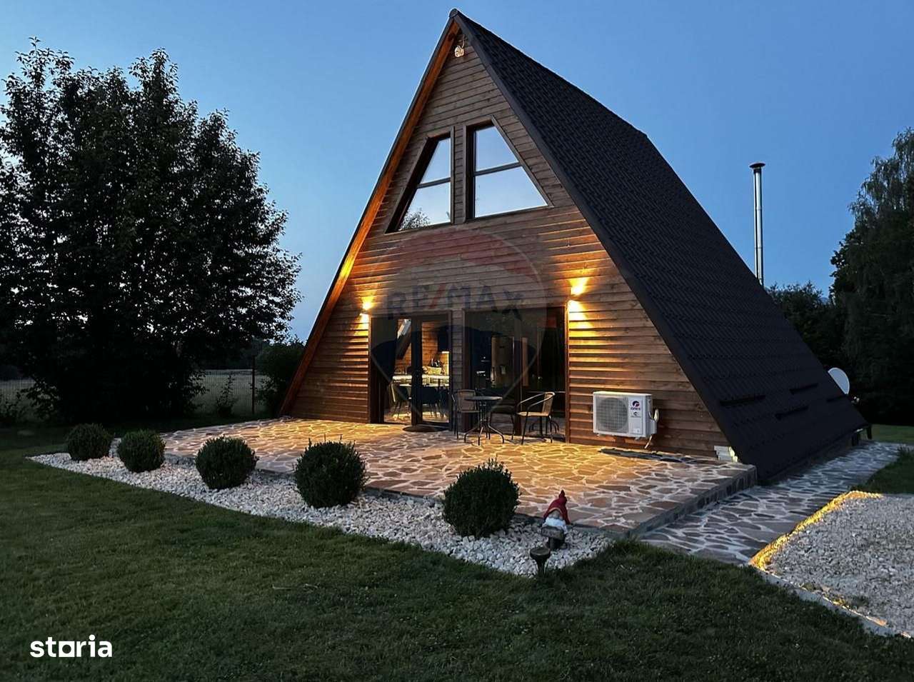 Casa Bran complet mobilata si utilata - Imagine principală: 2/18