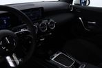 Mercedes-Benz A 200 7G-DCT AMG Line Advanced Plus - 32