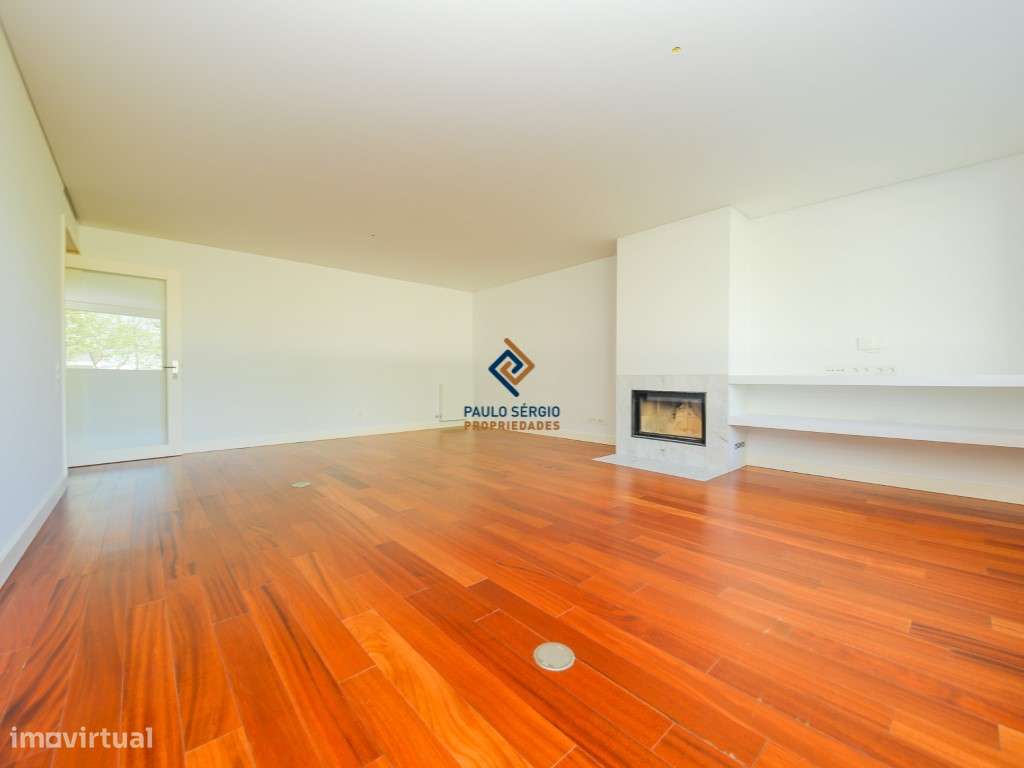 Vende-se apartamento T1 localizado em Matosinhos Sul - Grande imagem: 4/14