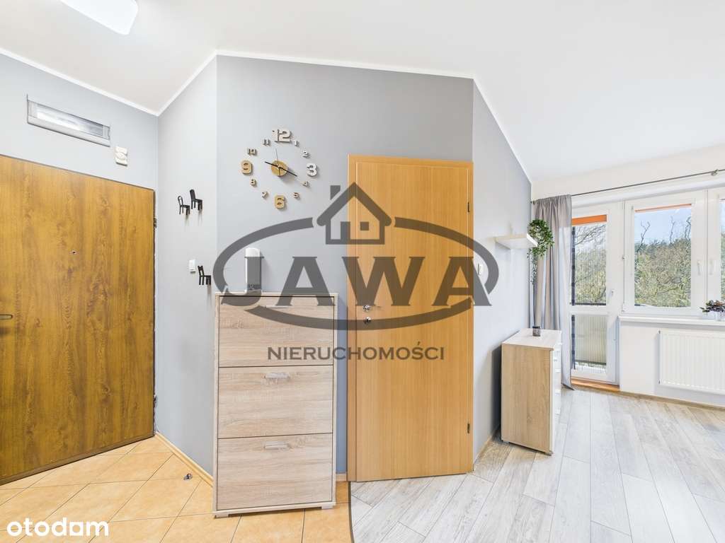 2pok*2002 rok*widok na las*teren zamknięty*parking-2