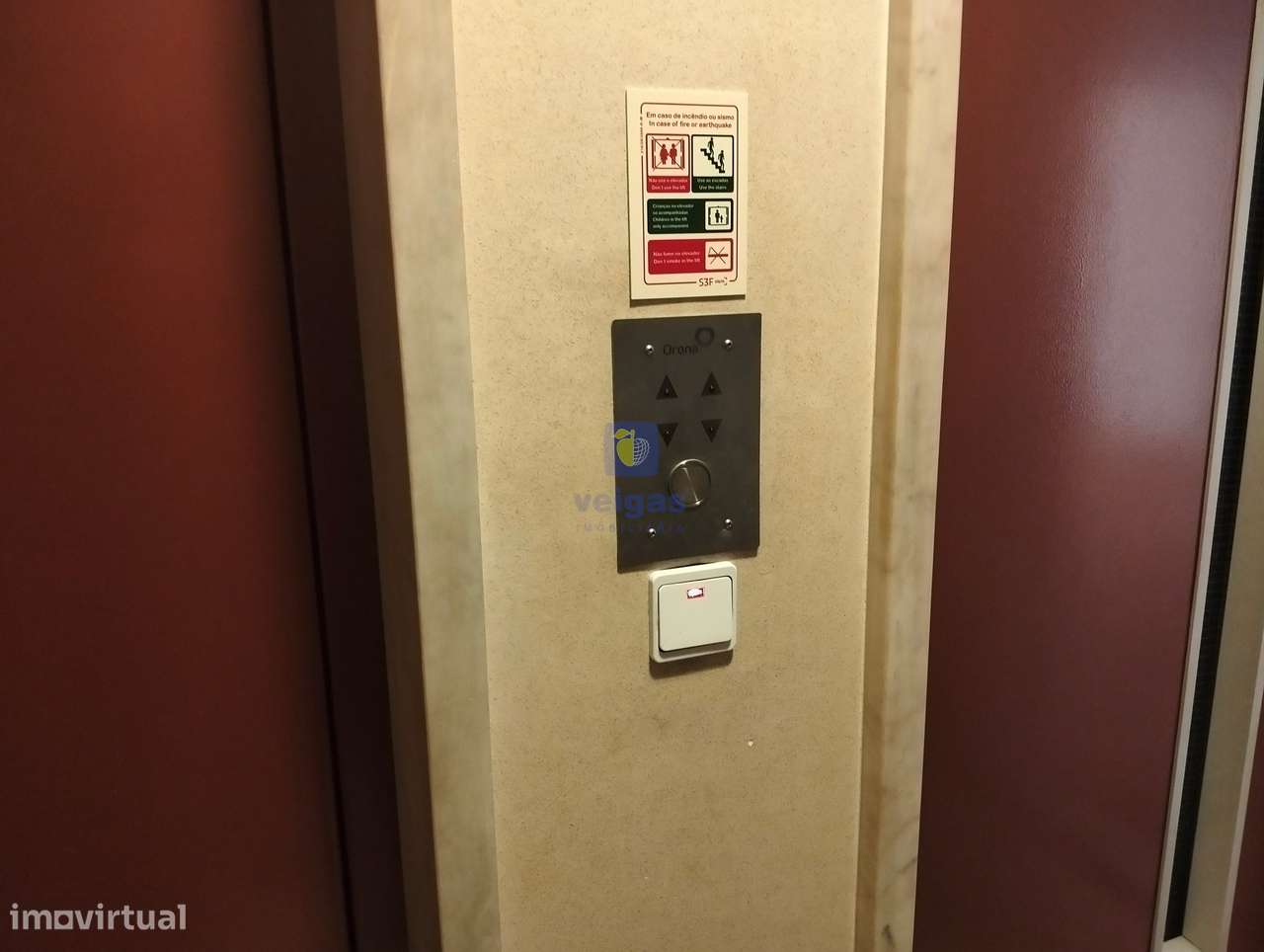 Apartamento T3 Remodelado c/estacionamento na Estrada da Luz-18