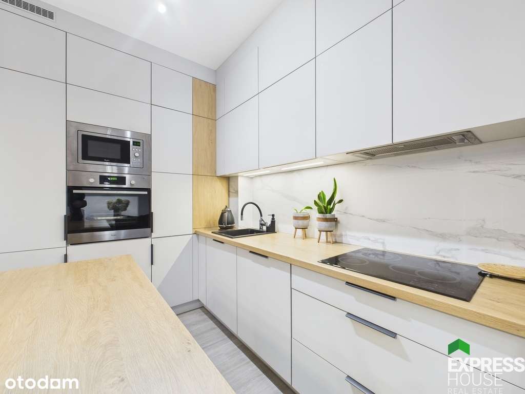 Bliźniak z garażem, 3 poziomy, bardzo zadbany-3