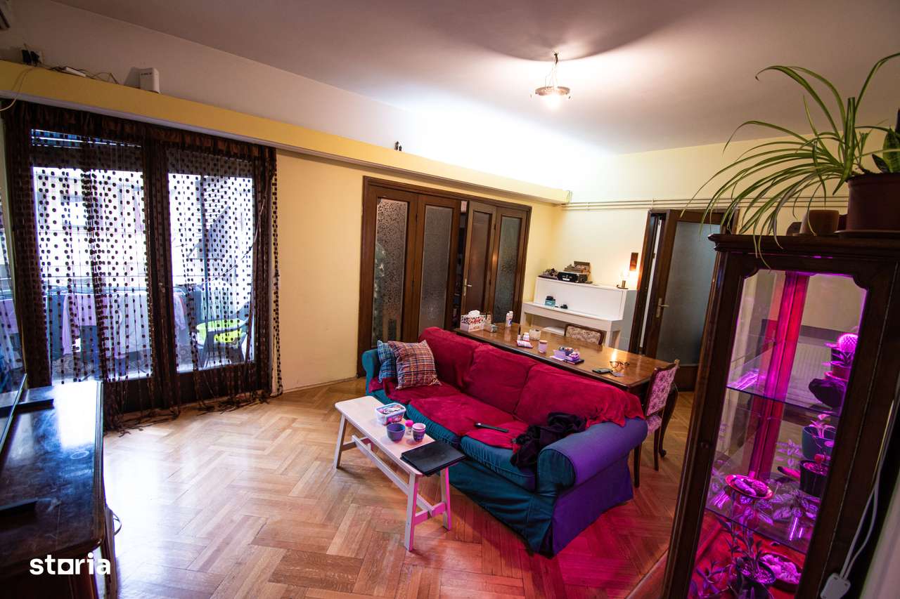 Piata Unirii 4 Camere - 2 Intrari in Apartament-1