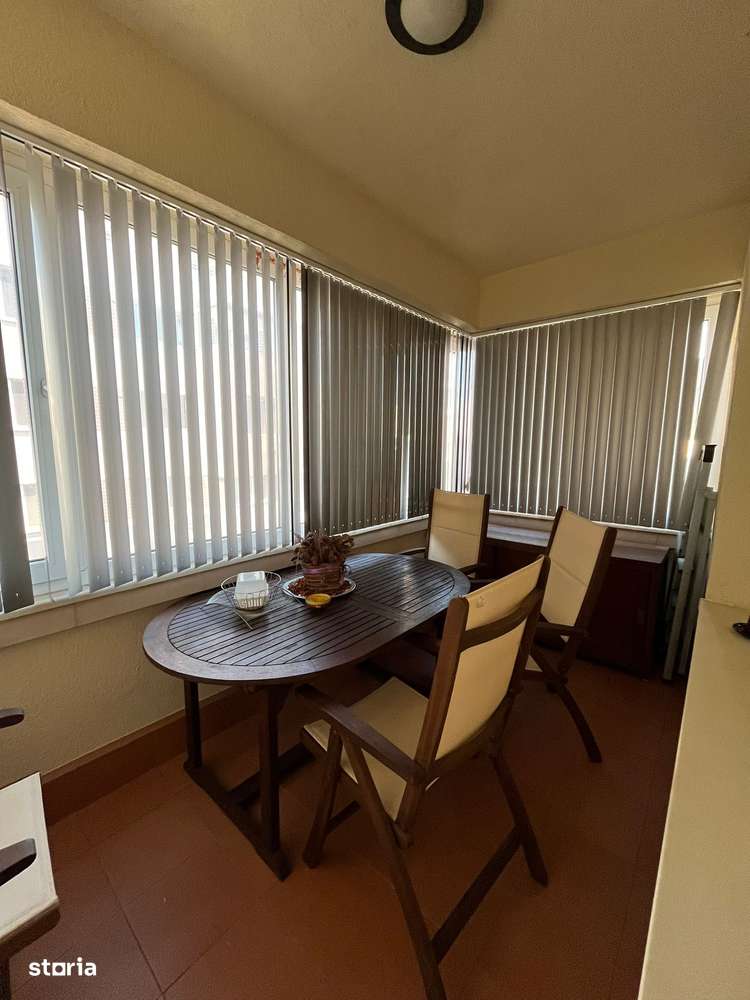 Apartament 3 camere de închiriat în Mamaia Vega vedere la mare și lac - Imagine principală: 3/11