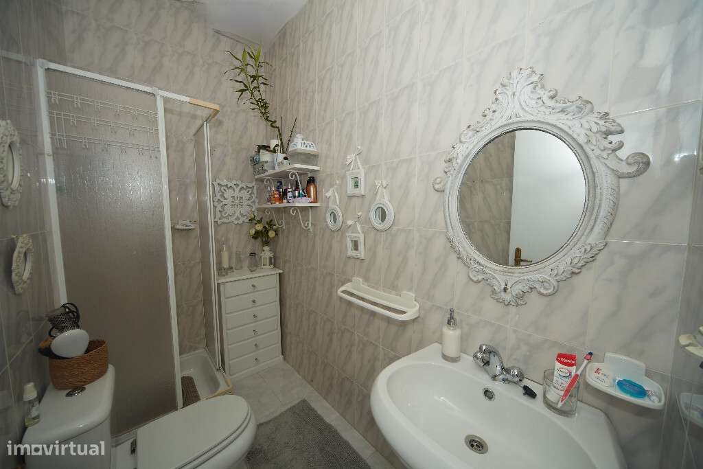 Apartamento T3 com, garagem em zona da Lousã-9