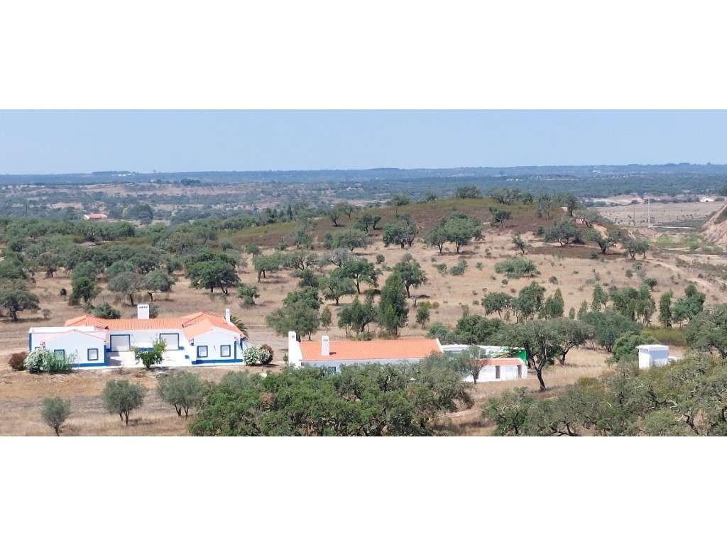 MORADIA (638 m2), Anexo (152 m2)-6