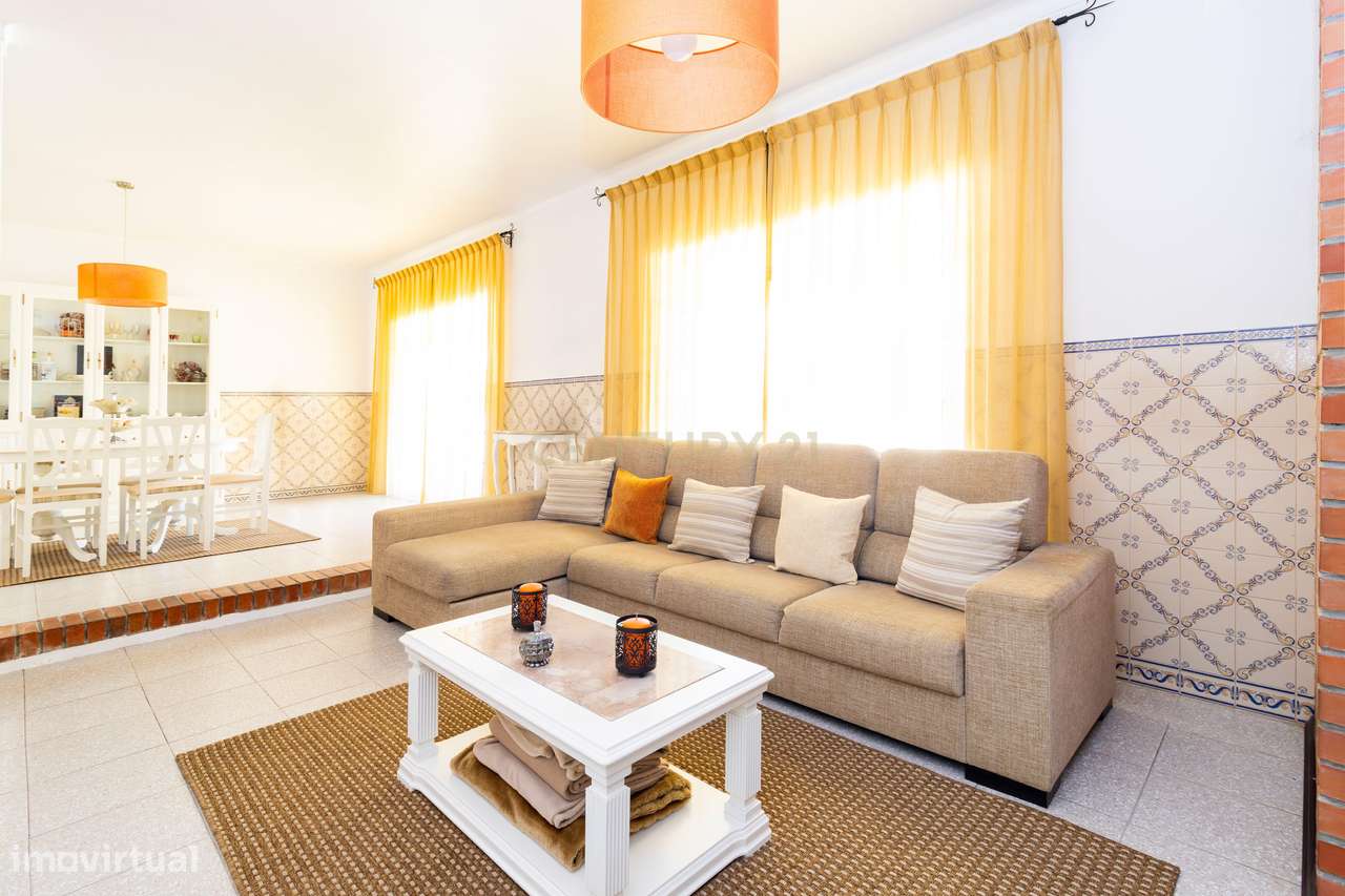 Moradia T3 com Jardim e Piscina - Grande imagem: 3/14