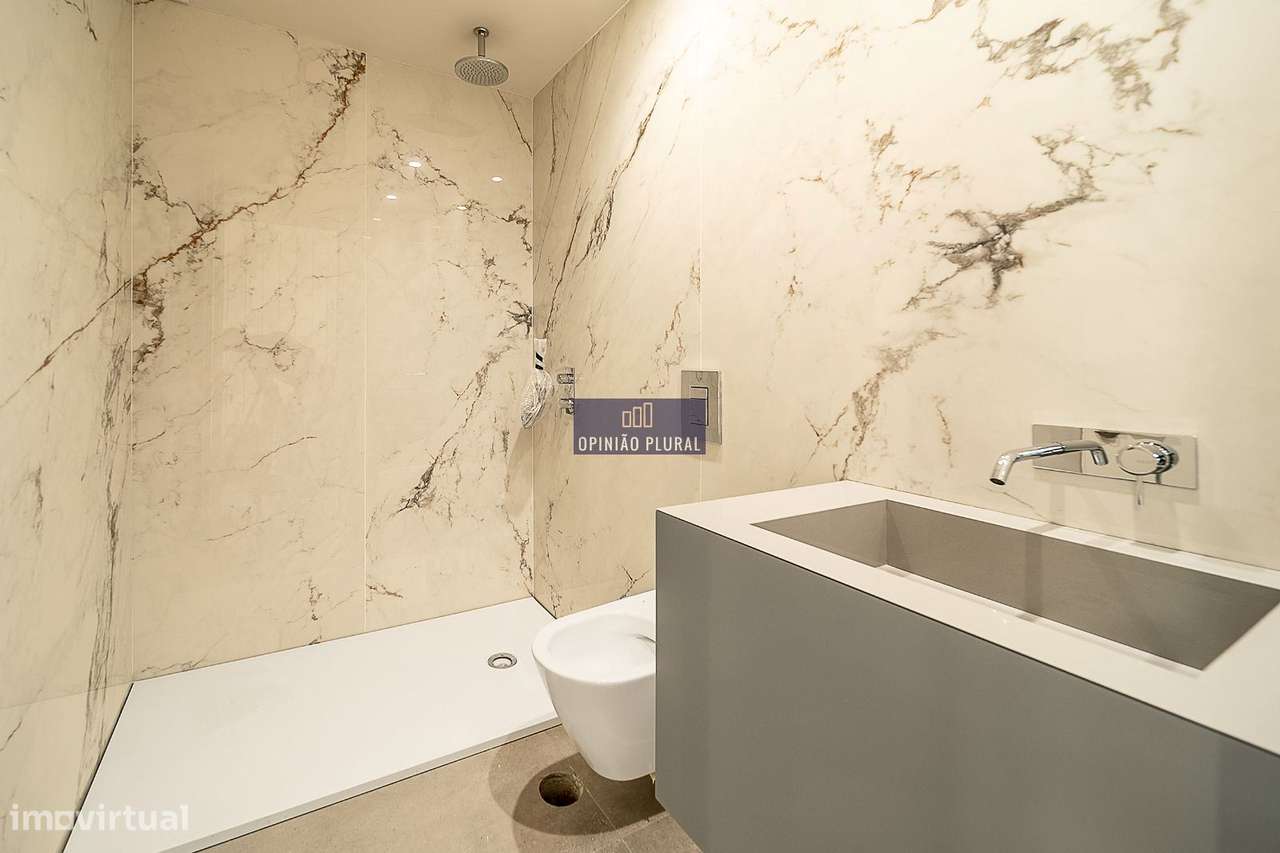 Espaçosa Moradia T4 com Escritório e Piscina - Pronta a Habitar-30