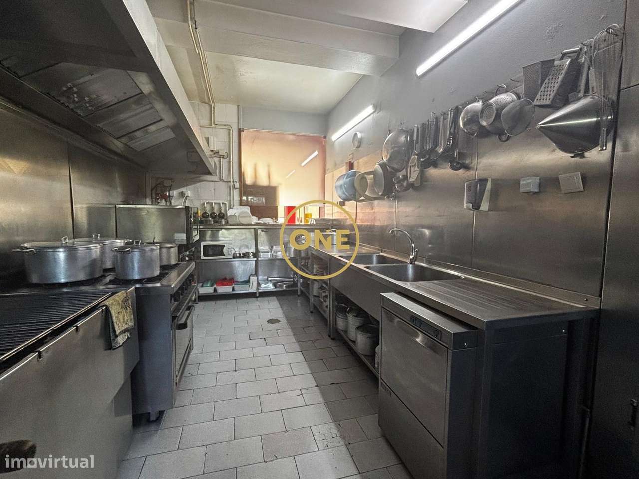 Trespasse de Café-Bar Restaurante-23