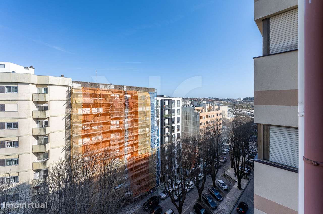 T3 Centro Matosinhos,Condomínio fechado,com varandas, garagem,arrumos-35