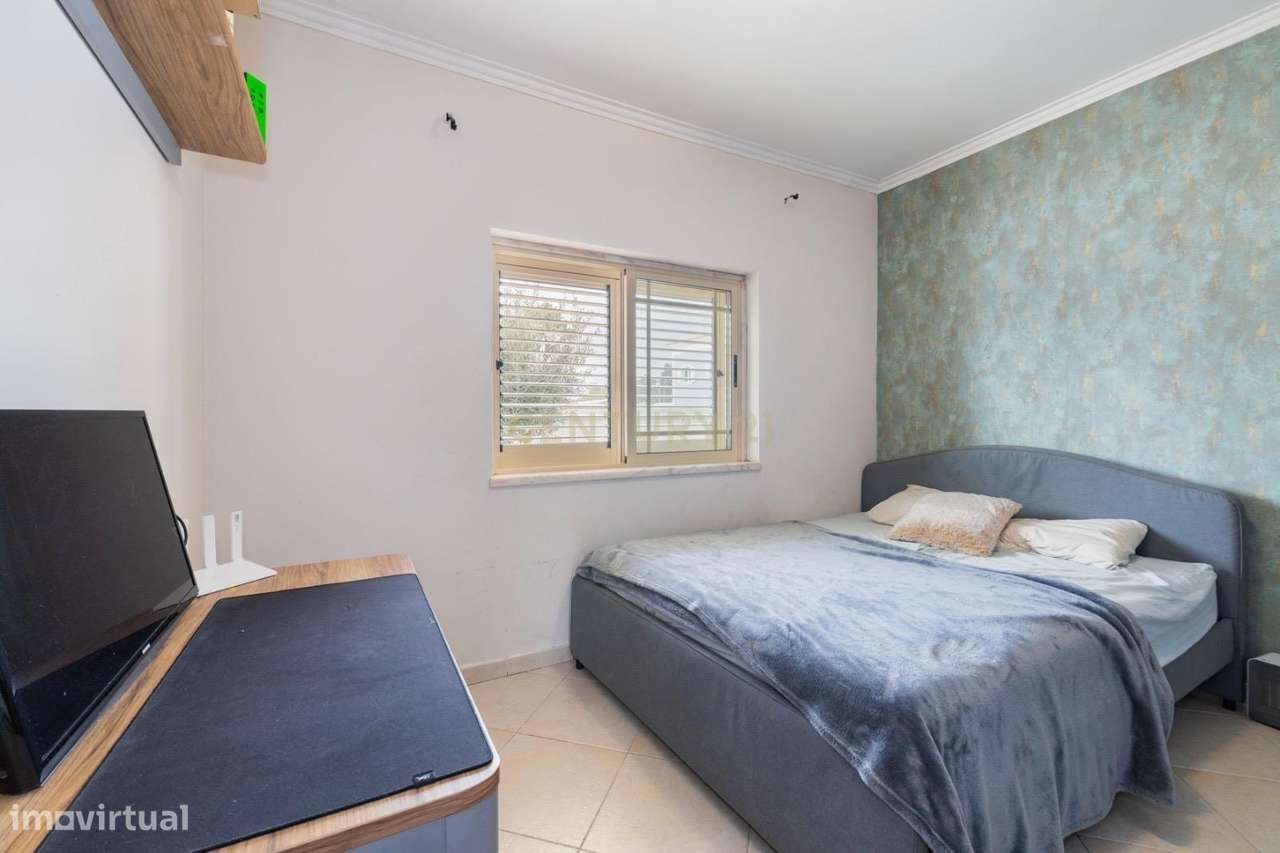 Moradia na Aroeira – Conforto, Elegância e Lazer-10